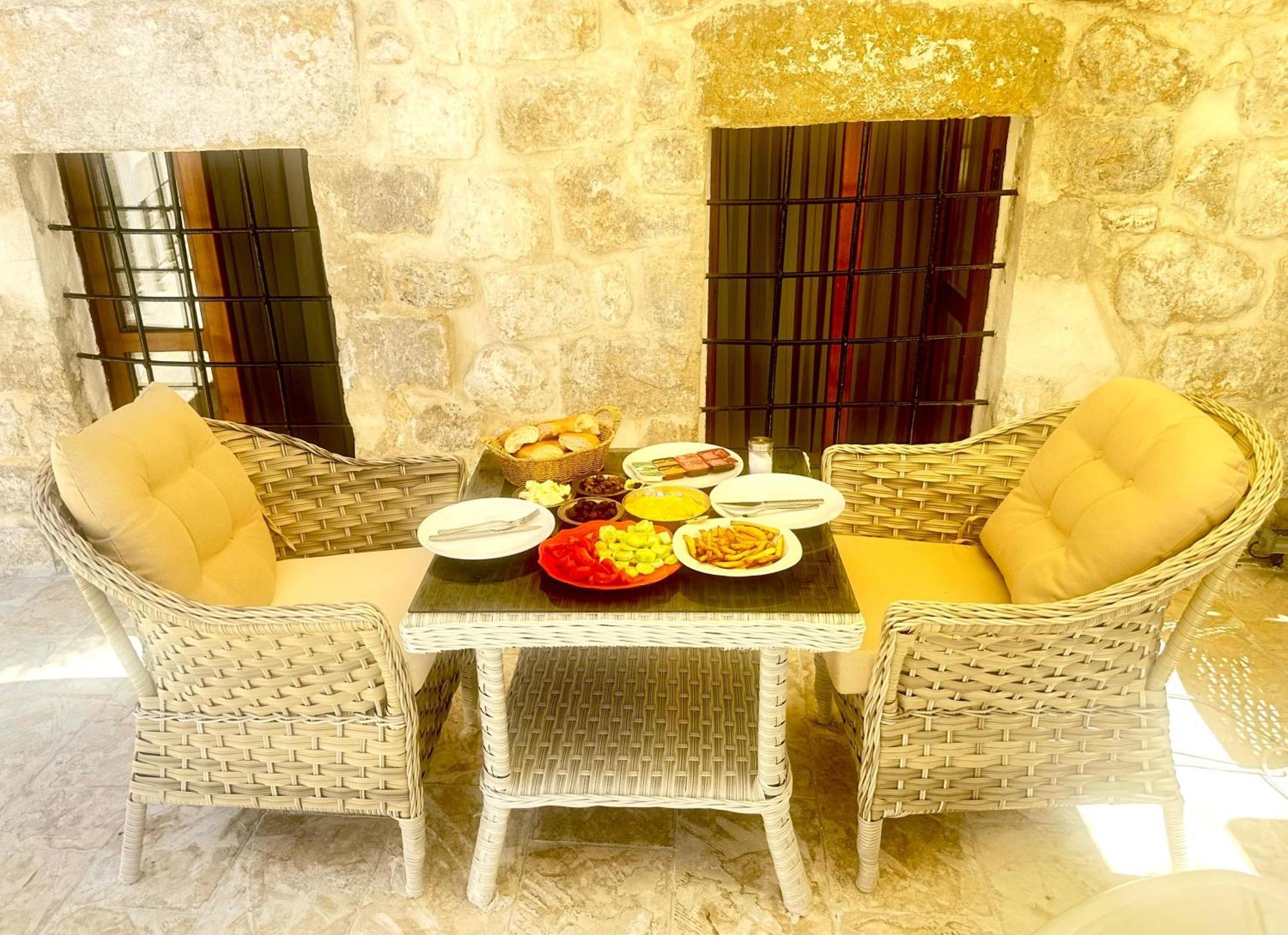 מרדין Arev Hotel מראה חיצוני תמונה