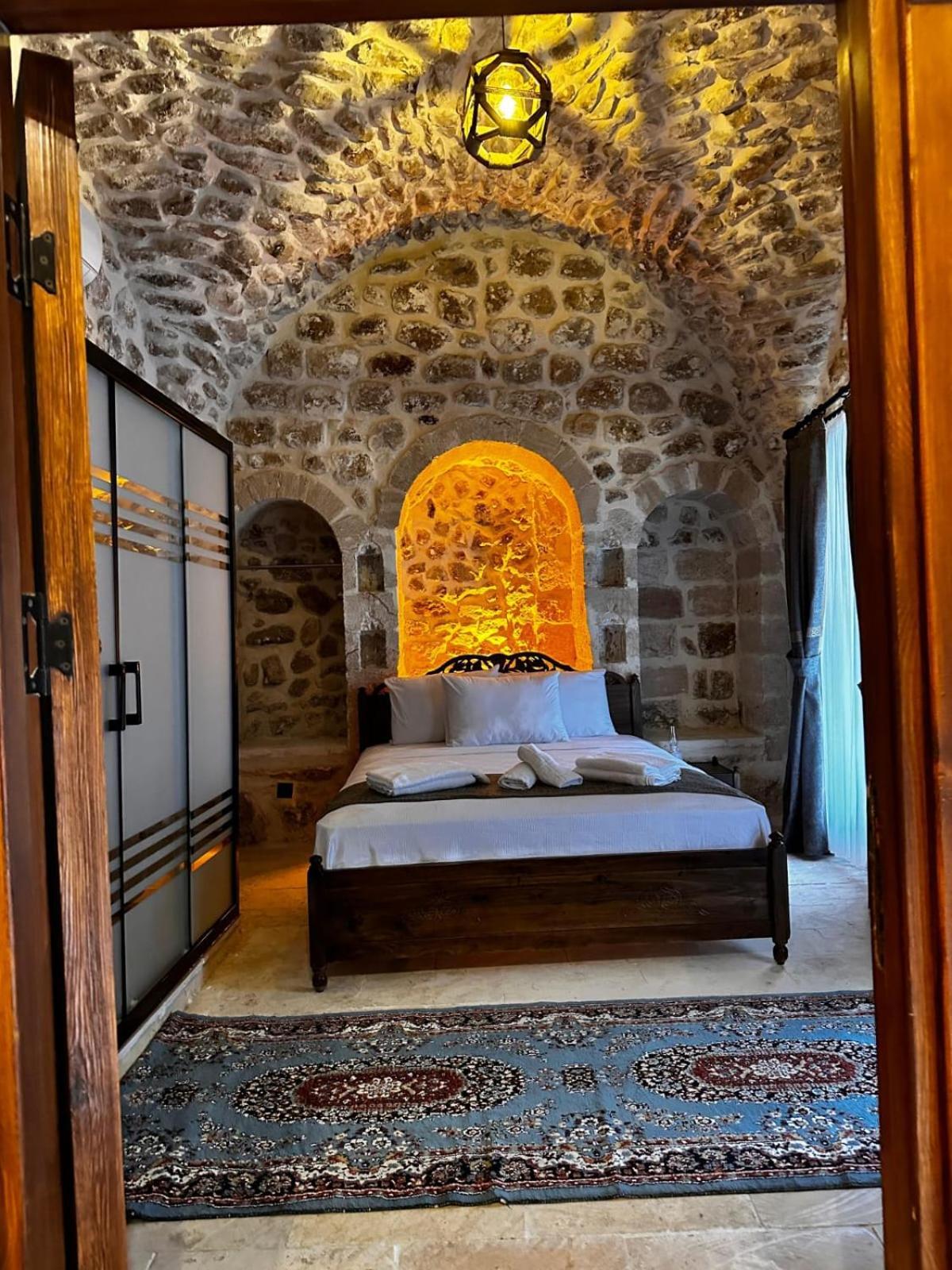 מרדין Arev Hotel מראה חיצוני תמונה