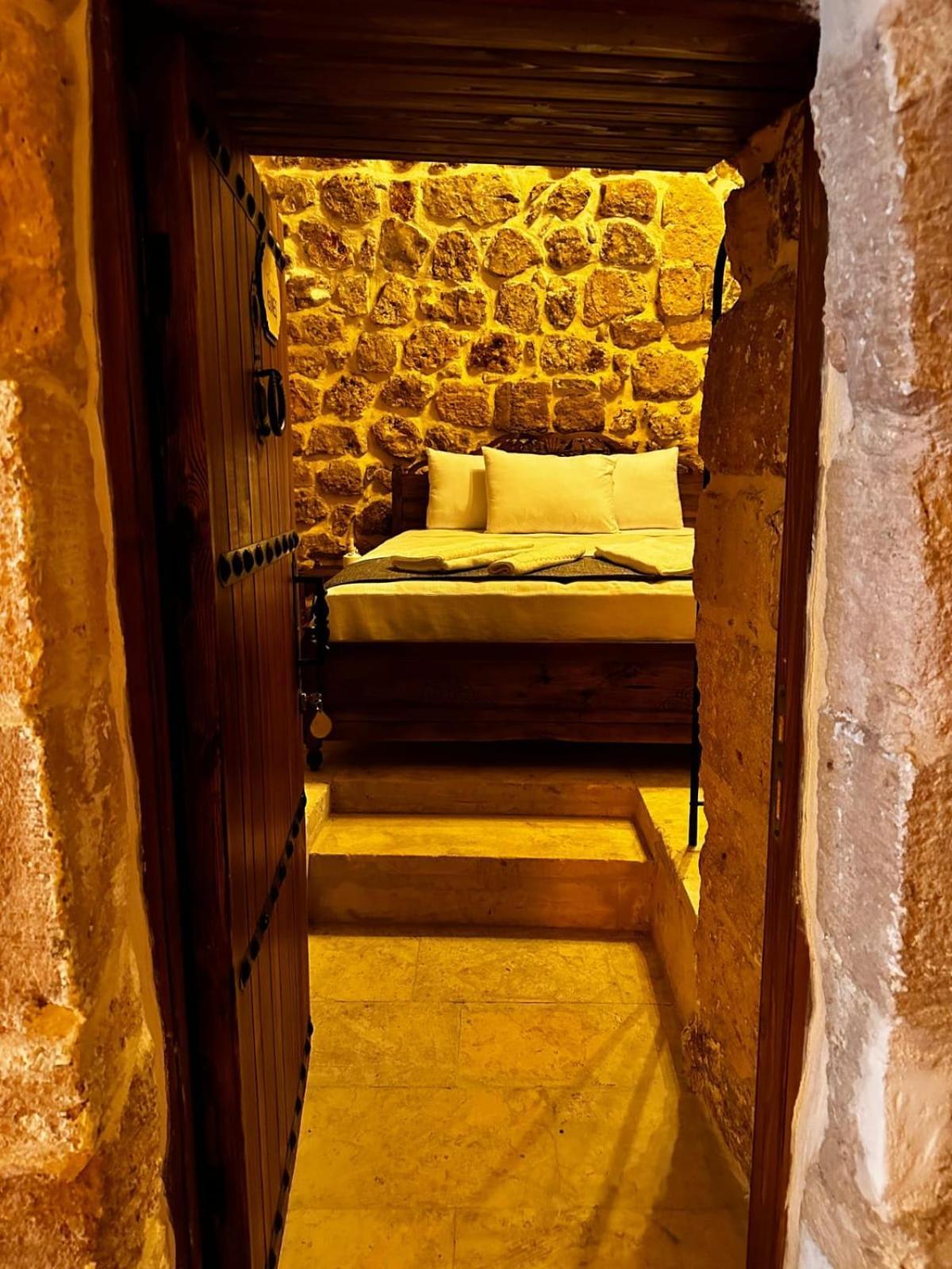 מרדין Arev Hotel מראה חיצוני תמונה
